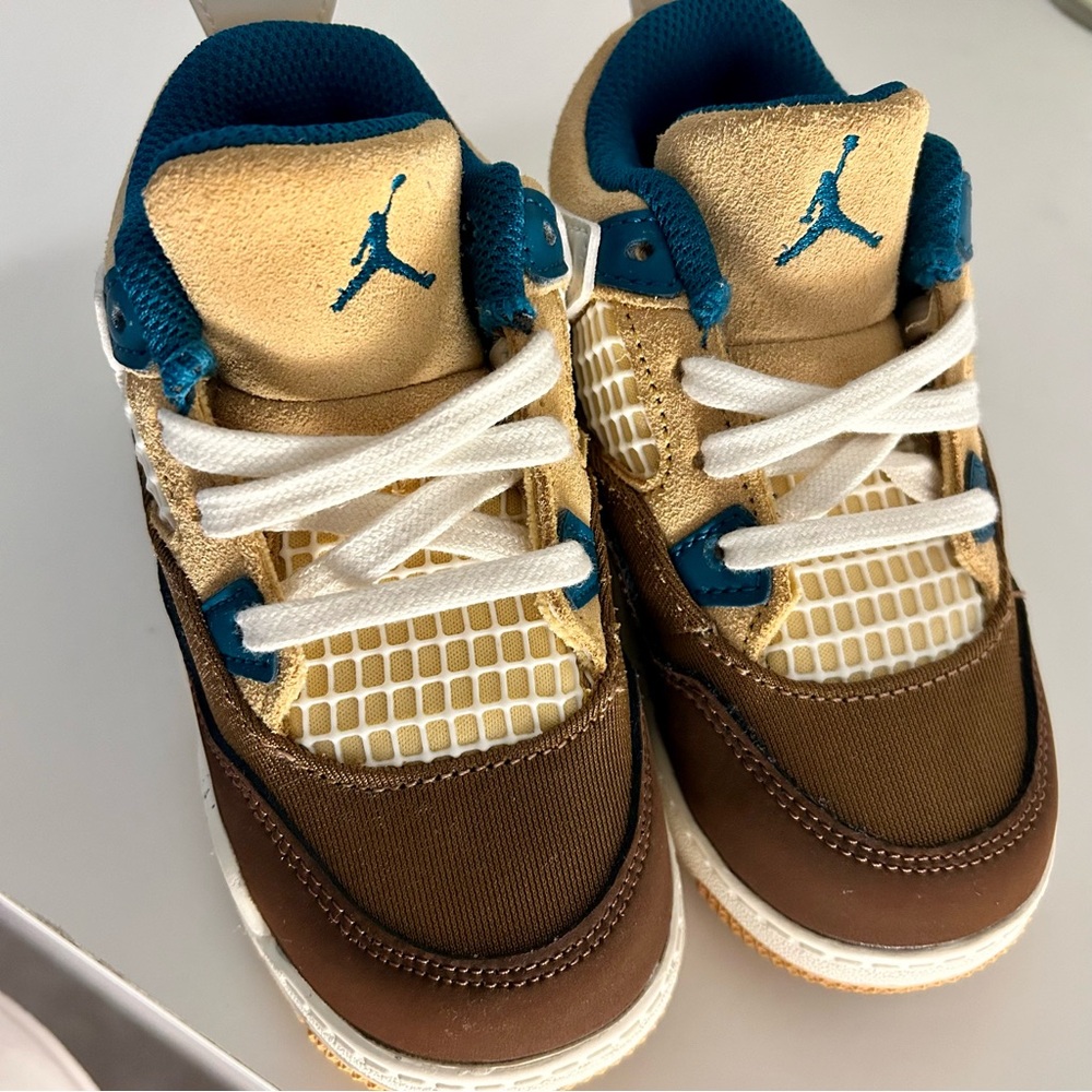 NWOT RARE Jordan 4 Retro ‘Cacao Wow’ Toddler Shoe